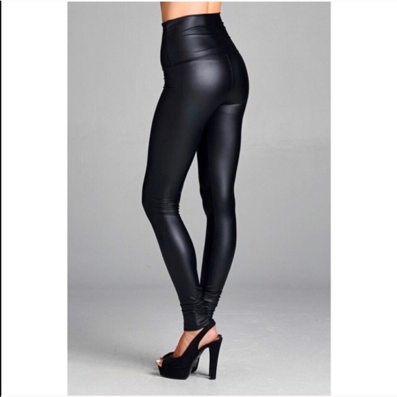 S-XL Avail! High Waisted Vegan Leather Leggings - Picture 4 of 7